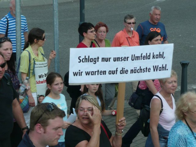 02. Juli 2013 Demo und Stadtratsitzung